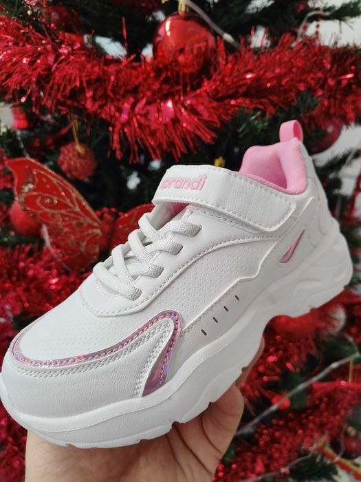 Adidasi SPRANDI  Nr. 33 albi