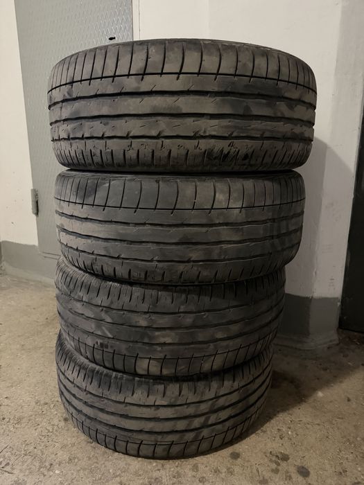 Продам Летеюю резину MAXXIS 235/55/18