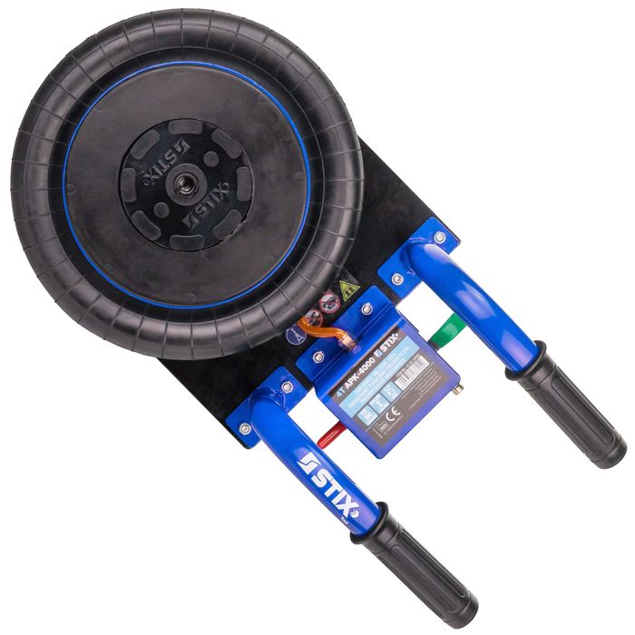 Cric perna aer 4 tone.Cric pneumatic maner scurt.Cric 3 perne inalt cu protectie .Minim 130.Ridica 450mm fara adaptoare.Nou-Profesional