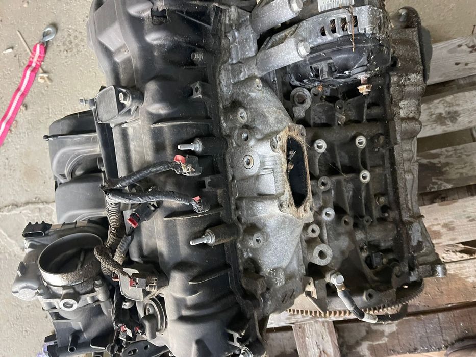 Продам двигатель dodge challenger