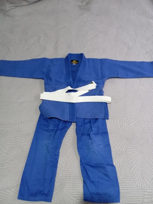 Форма на дзюдо на рост 140