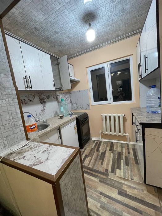 Qizlarga sheriklikka kvartira