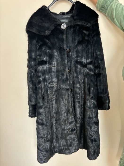 Продаю шубу почти новая