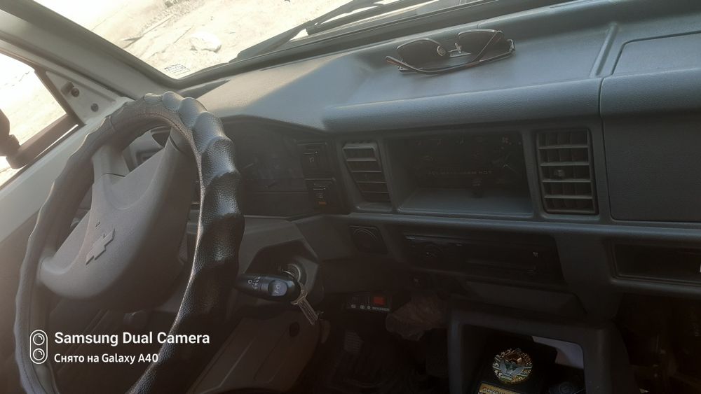 Damas shevralet deluxs