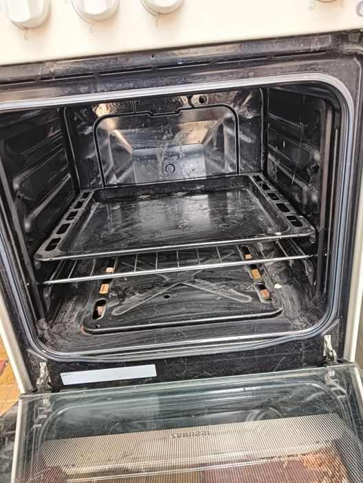 Aragaz Zanussi funcțional