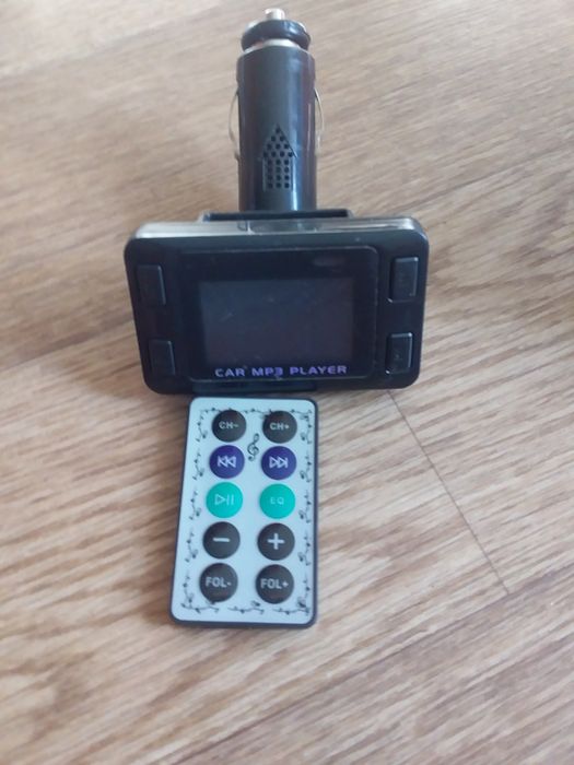 Флешки все читает