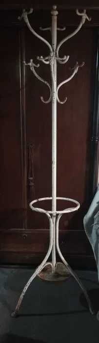 Cuier din fonta antic tip pom cu suport de umbrele