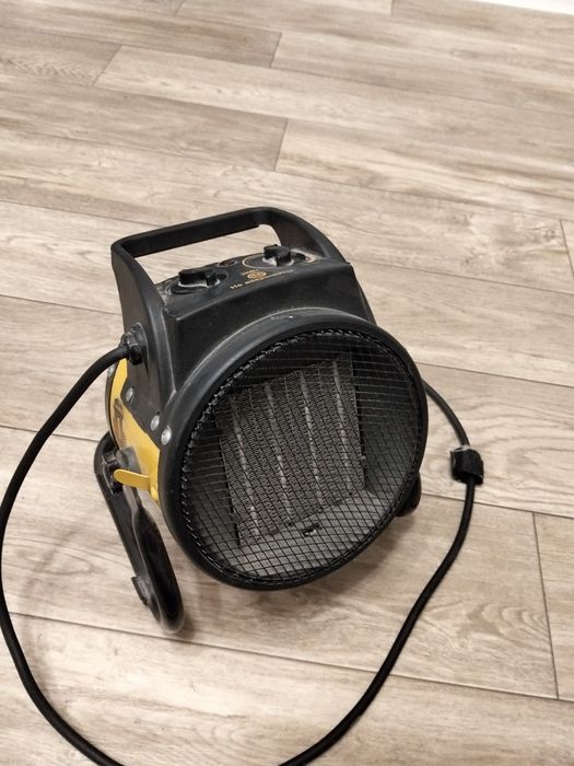 Обогреватель Теха . в хорошем и рабочем состоянии.