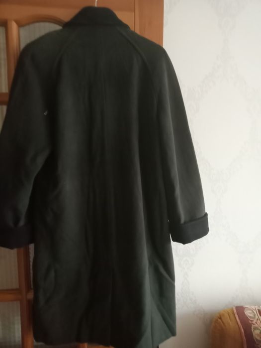 Продам кашемировое демисезонное пальто.