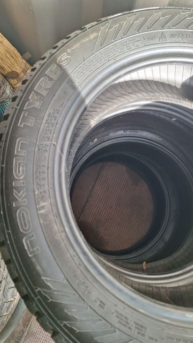 Продам шины зимние шипованые