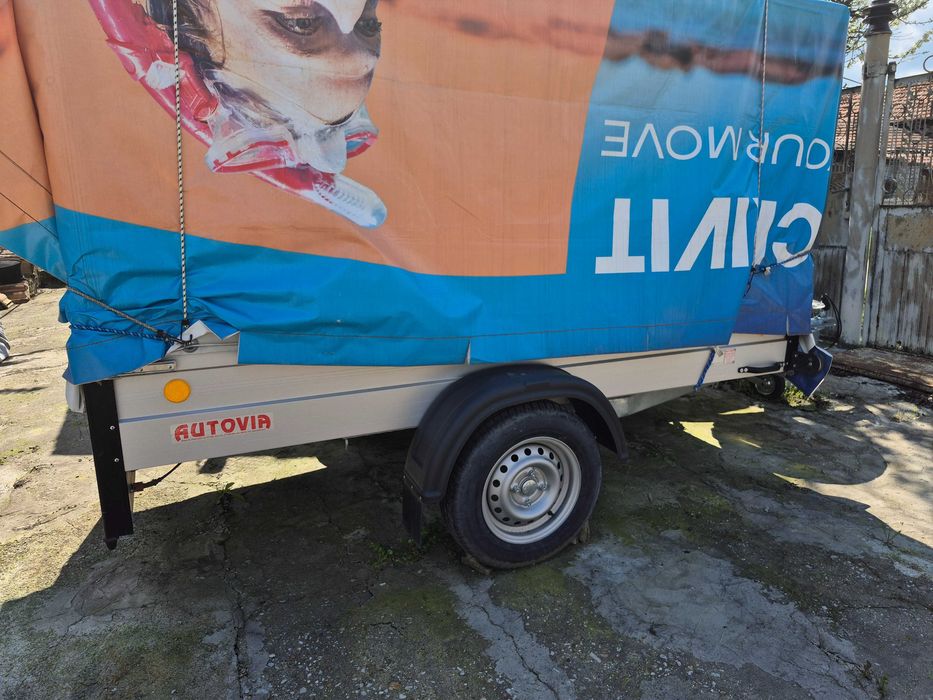 Ремарке за лек автомобил