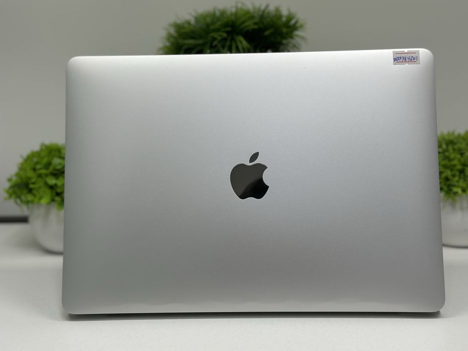 MacBook Pro 2019 core i5