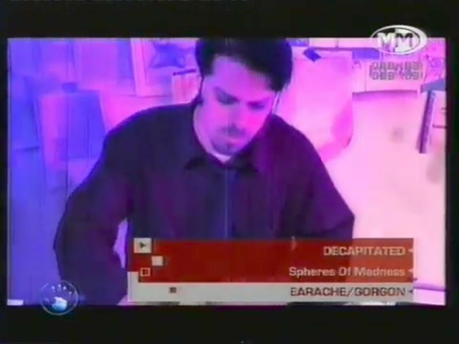 Видеокасети с филми, музика, предавания и други