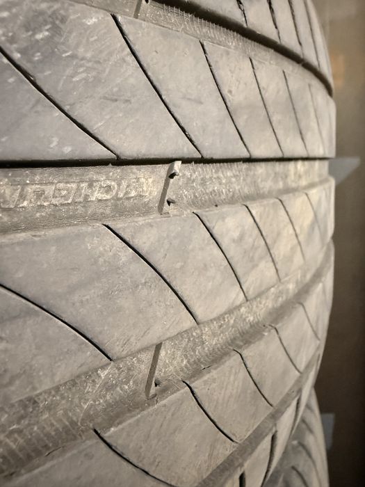 Летни гуми michelin 235 45 18