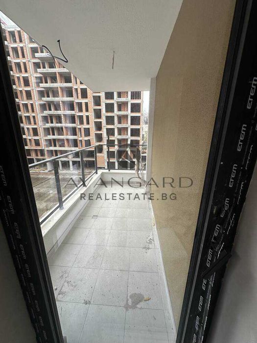 Продава се Тристаен апартамент в Пловдив, Тракия - 109 кв.м за 1269 €/кв.м - Снимка #1