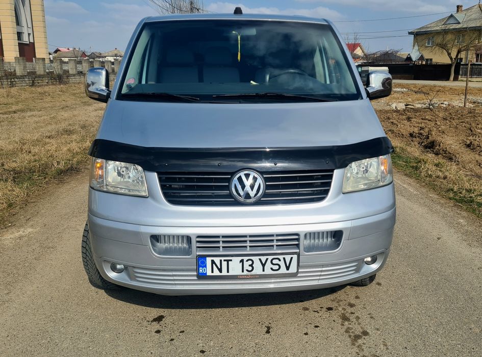 VW Transporter T5 2.5 Cutie automata Euro 4 8 locuri