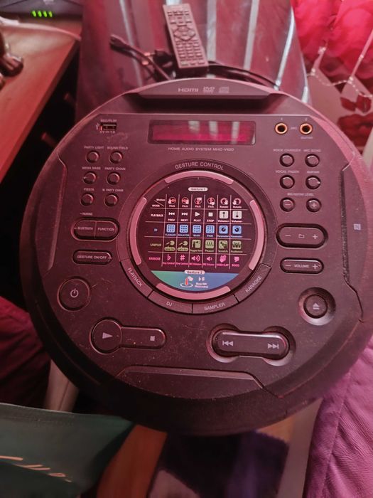 Преносима тонколона SONY