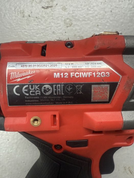 Masina de insurubat cu impact milwaukee FCIWF12G3