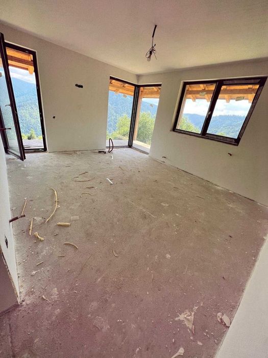Cabană cu panoramă spectaculoasă – Măguri, Cluj | 146 mp utili | Teren 1.350 mp | 180.000 €