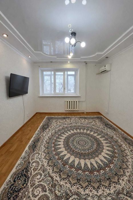 Продам трехкомнатную квартиру