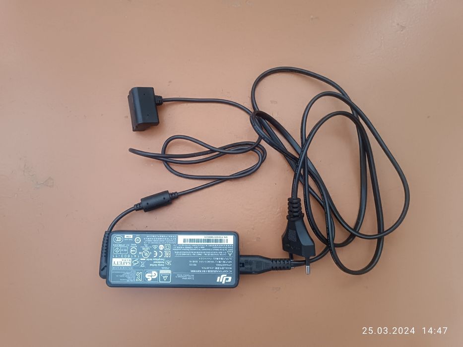 Зарядное устройство DJI PHANTOM 3