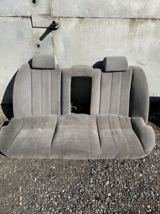 Продам сиденья для БМВ Е34