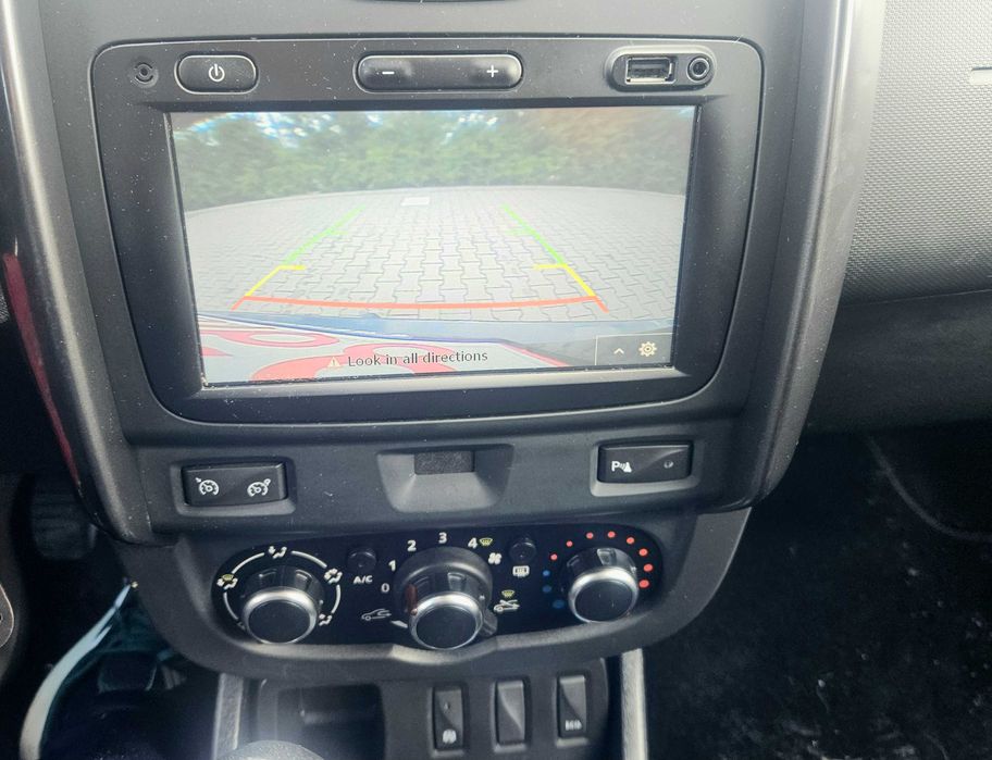 DACIA DUSTER PRESTIGE 1.2 benzina 2017, vand sau schimb