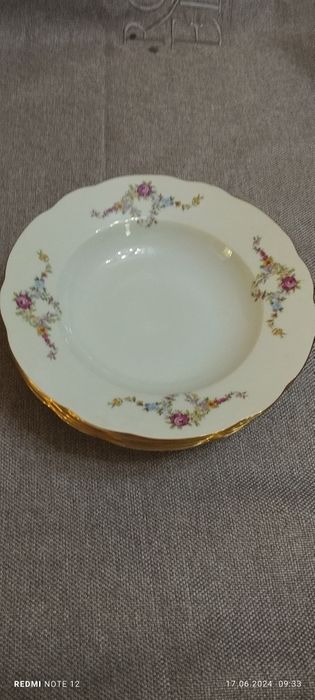 Фарфоровые  глубокие тарелки