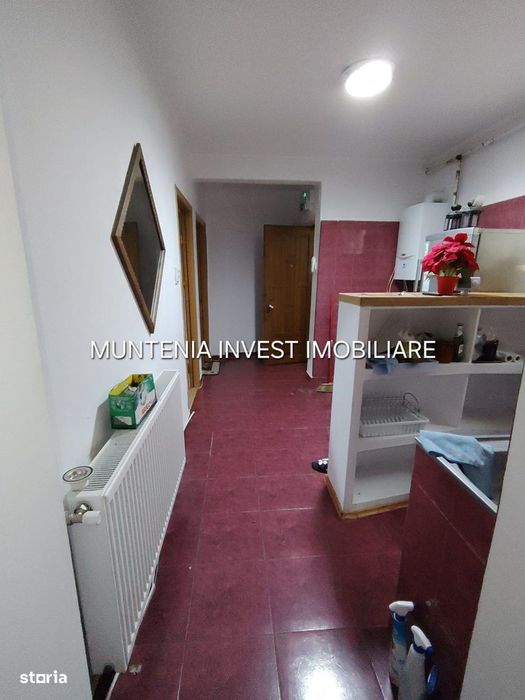 Ap. 3 cam. cf. I,etaj3, Războieni, zona Piață