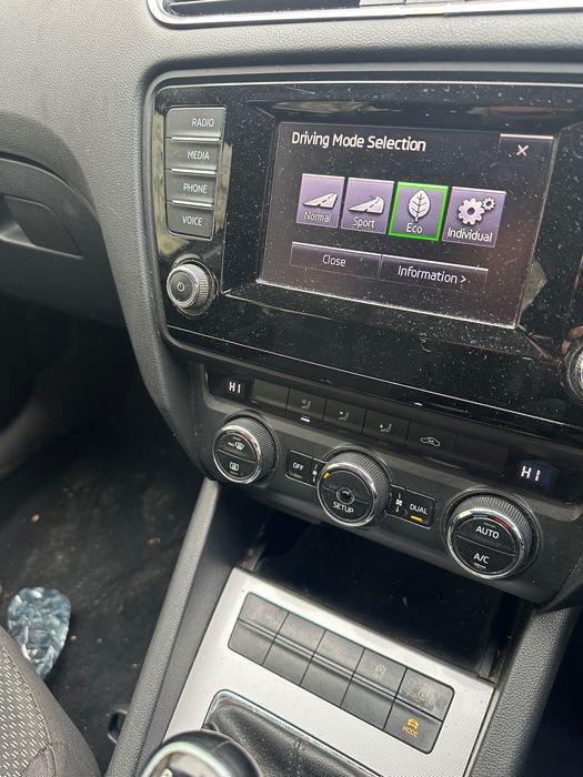 Skoda Octavia 3 2.0tdi 150cp stare perfectă Volan dreapta