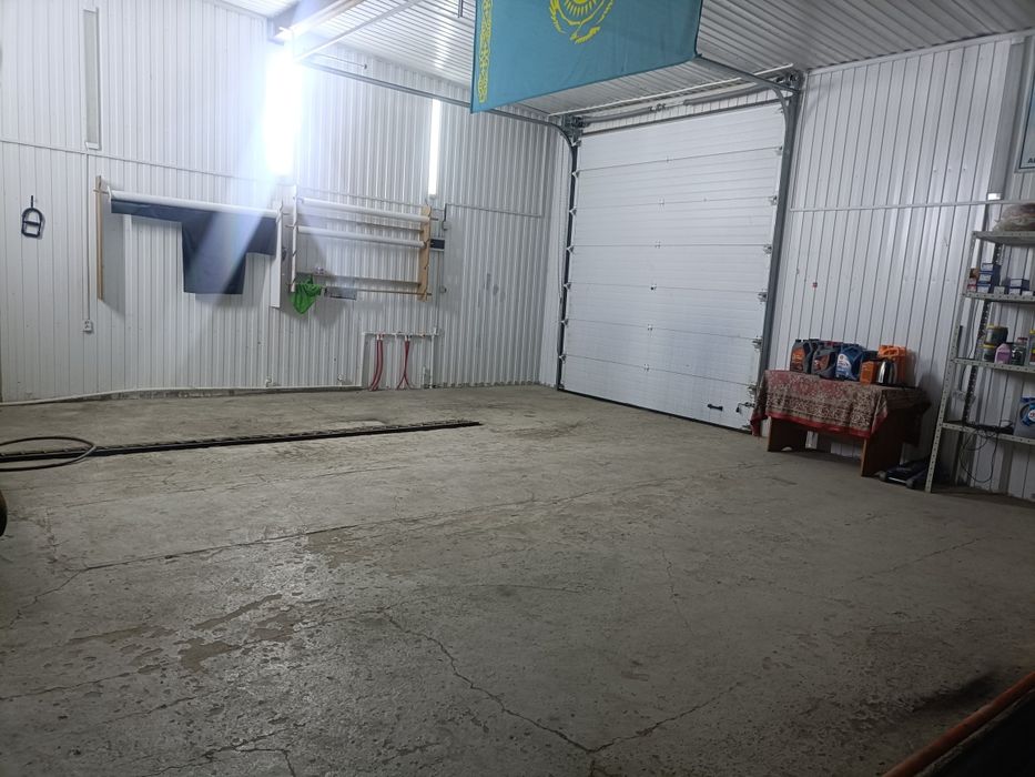Магазин + гараж 2 бокс