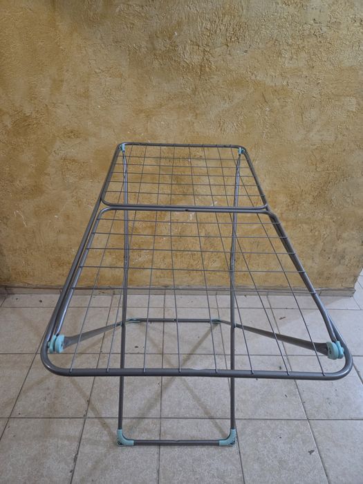 Сушилка для белья в отличном состоянии