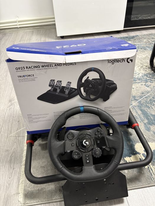 Vand volan Logitech G 923