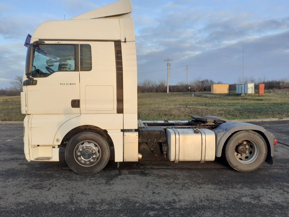 Cap tractor MAN  tgx