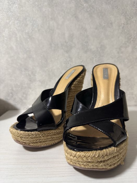 Босоножки на платформе