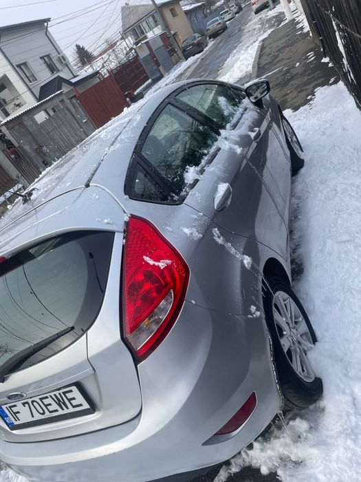 Ford Fiesta 2011 1,6 benzina