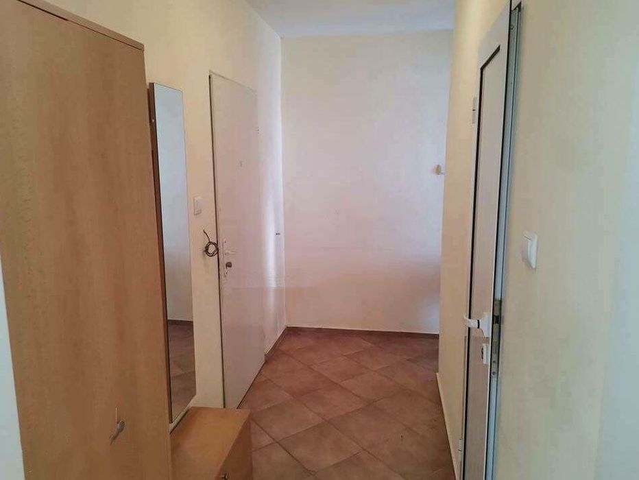 Дава се под наем Едностаен апартамент в Бургас, Меден рудник - зона Б - 48 кв.м за 229.5 € - Снимка #2