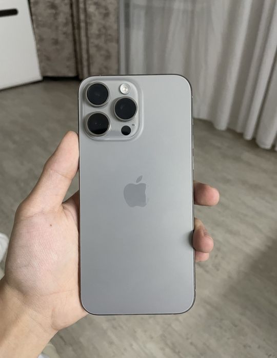 Iphone 15 pro max 256 идал