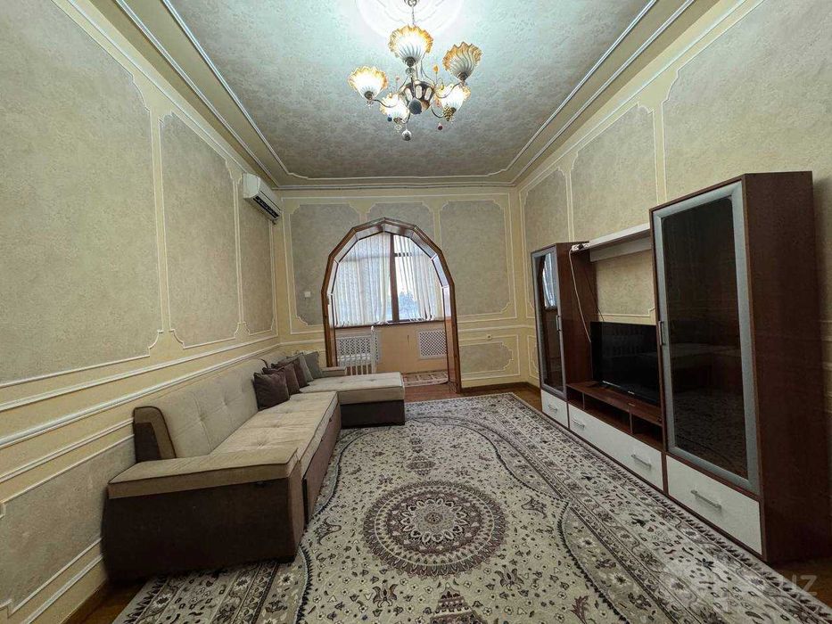 Квартира метро Космонавтов 3/5/5 110 м2
