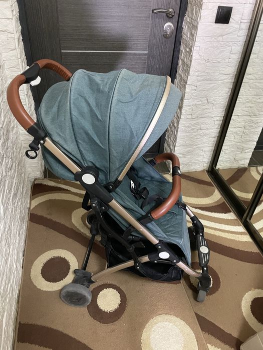 Коляска прогулочная чемоданчик
