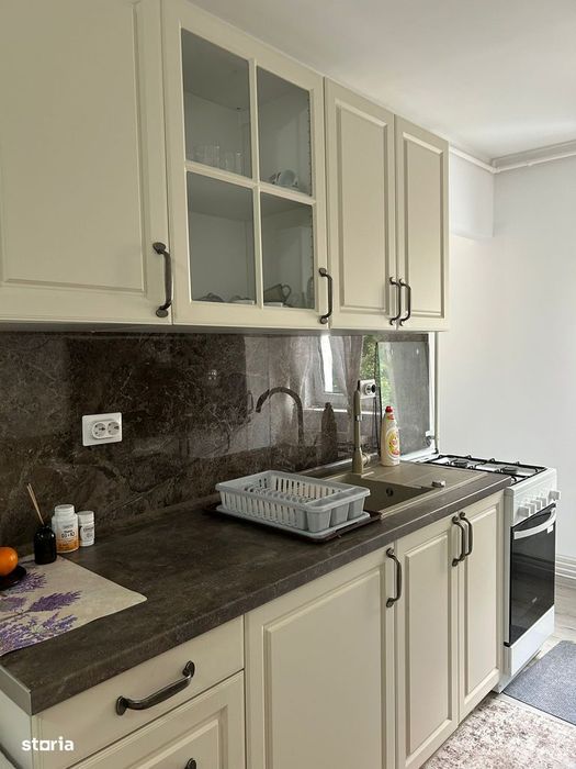 Apartament 3 camere Zona Centrul Cvic !