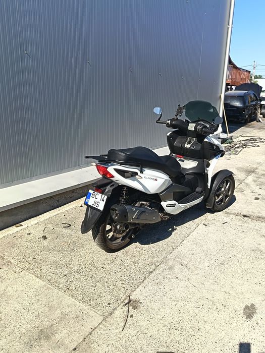Vând Quadro 350s