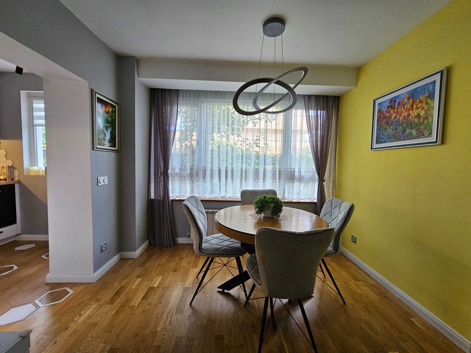 Дава се под наем Тристаен апартамент в София, Изток - 72 кв.м за 920 € - Снимка #20