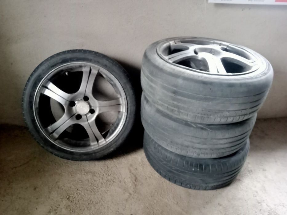 Продам шины R16/