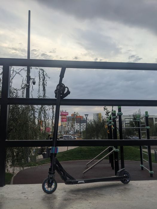 Самокат Srciss черный