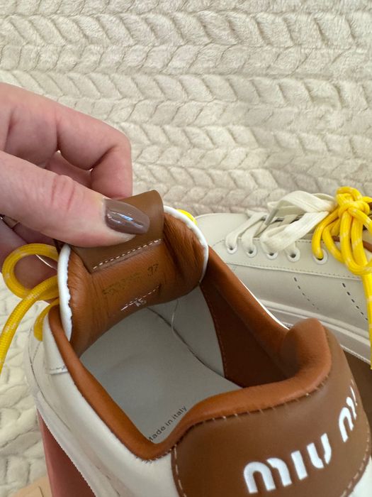 Дамски маратонки нови