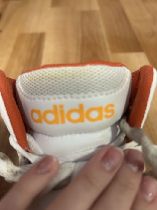 Adidasi Adidas marimea 37 femei aproape noi