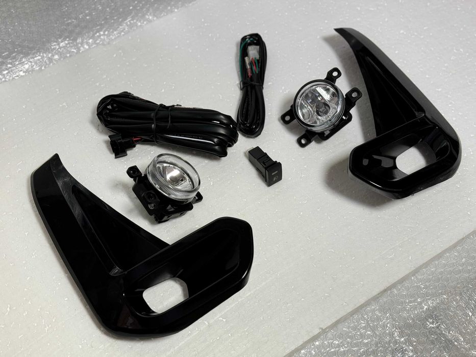 Противотуманные фары для Toyota Hilux VIII Standard