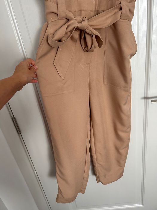 Salopetă H&M xs culoare bej