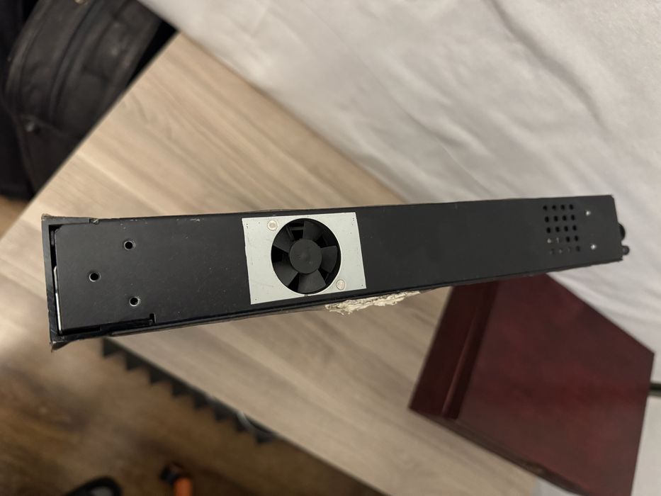 Shure UR4S+ Instrument  Receiver Wireless Profesional J5 (578-638 MHz)